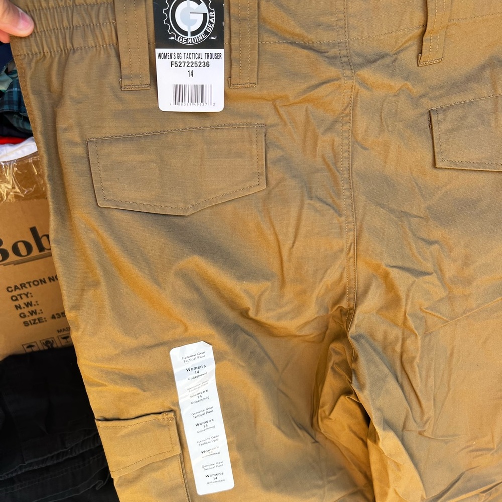Tan women’s size 14 tactical pants new with tags